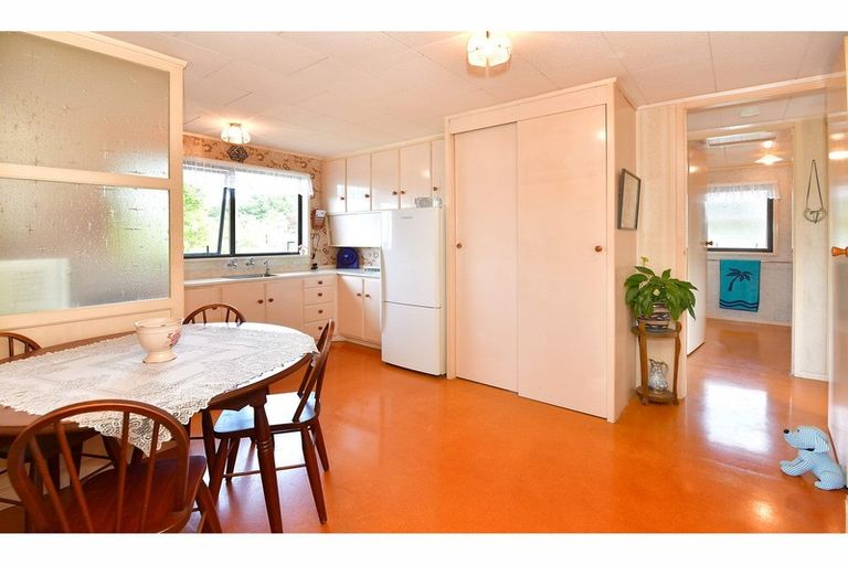 Photo of property in 15b Gilshennan Valley, Red Beach, 0932