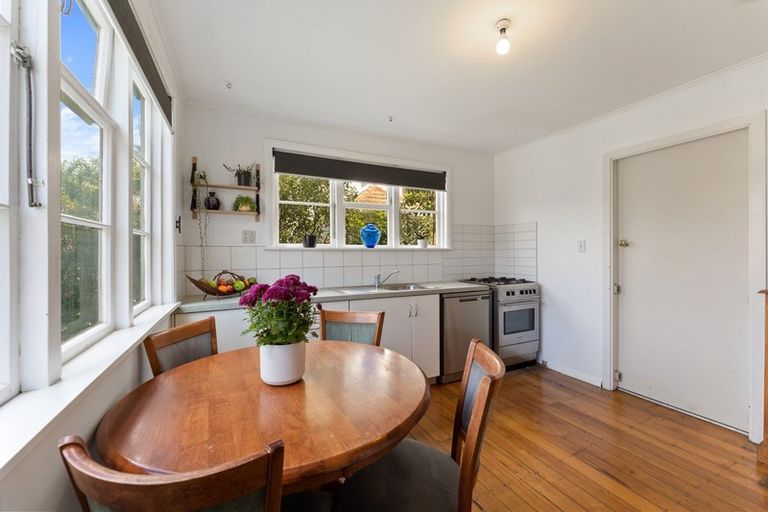 Photo of property in 22 Glenpark Avenue, Frankleigh Park, New Plymouth, 4310