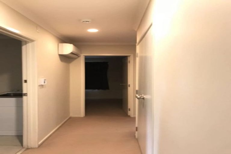 Photo of property in 3 Stornaway Drive, Flat Bush, Auckland, 2016