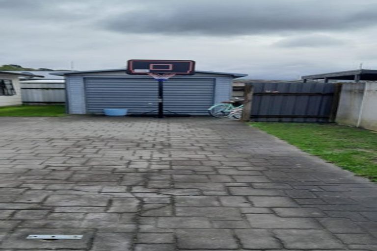 Photo of property in 1/467 Gloucester Street, Taradale, Napier, 4112