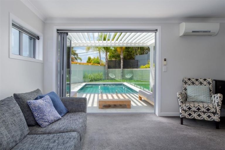 Photo of property in 104 Castor Bay Road, Castor Bay, Auckland, 0620