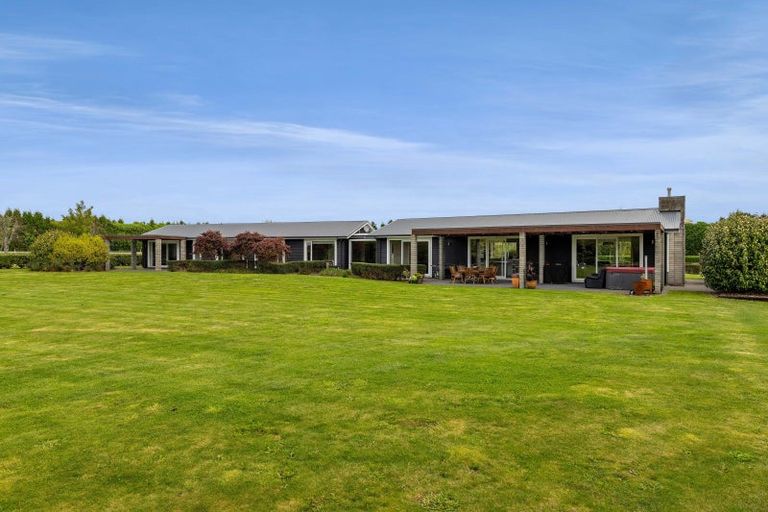 Photo of property in 50a Richmond Road, Brixton, New Plymouth, 4373