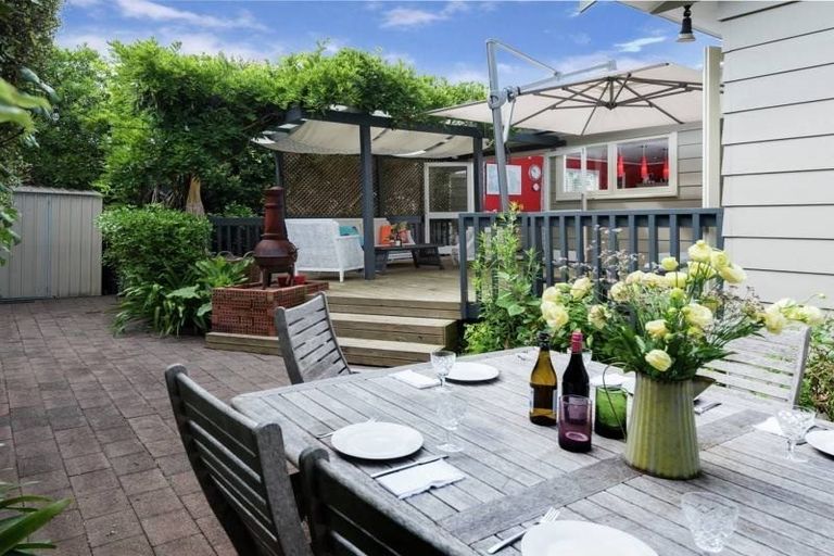 Photo of property in 17 Maugham Drive, Bucklands Beach, Auckland, 2014