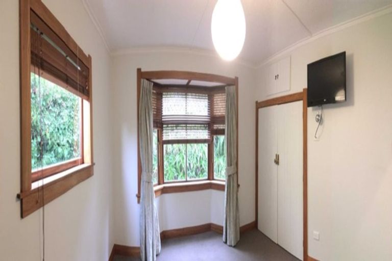Photo of property in 17 Hornsey Road, Melrose, Wellington, 6023