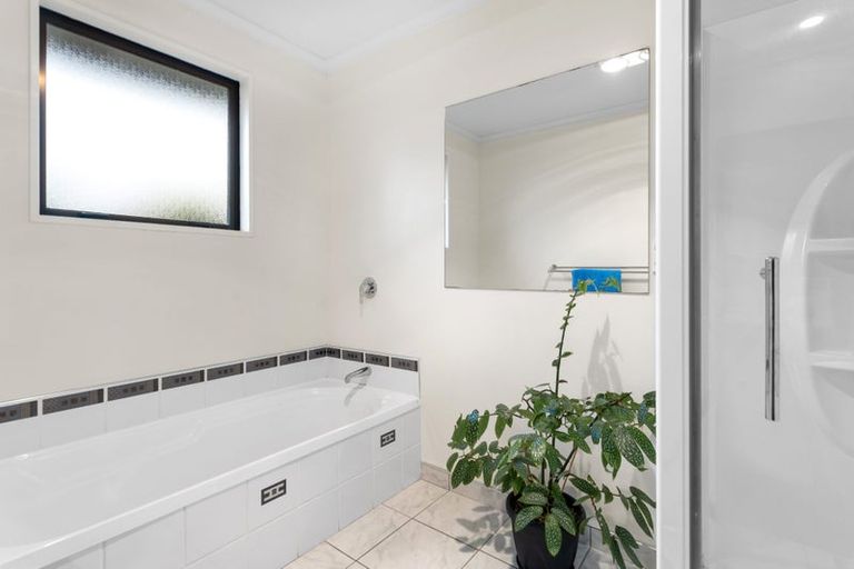 Photo of property in 29 Mataroa Place, Parklands, Christchurch, 8083