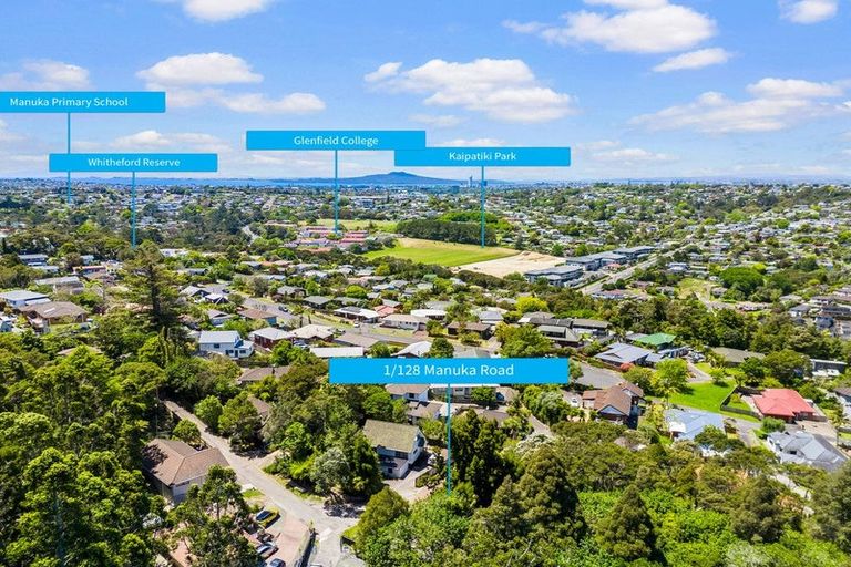 Photo of property in 2/128 Manuka Road, Bayview, Auckland, 0629