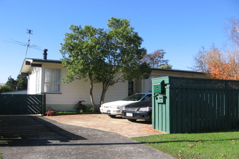 Photo of property in 4 Glynnbrooke Street, Te Atatu South, Auckland, 0610