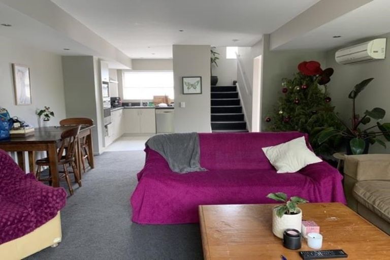 Photo of property in 30a Lyndon Street, Riccarton, Christchurch, 8041