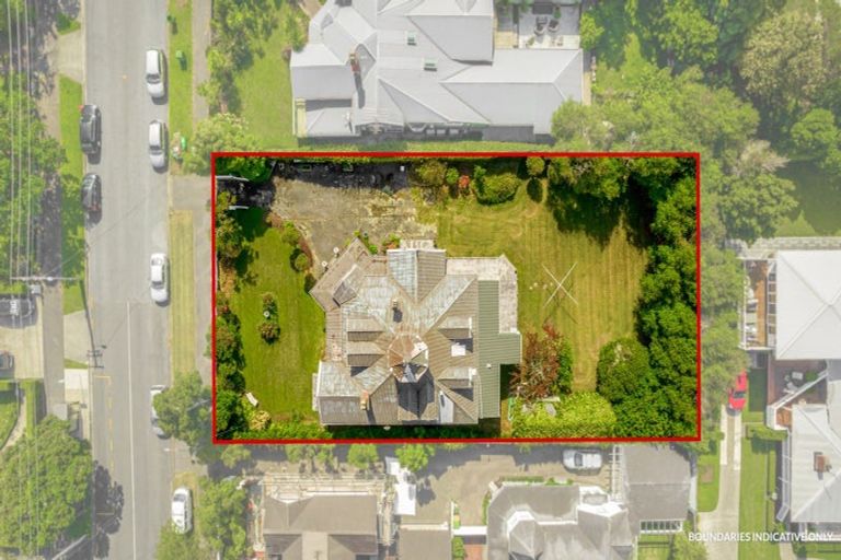 Photo of property in 41 Stanley Point Road, Stanley Point, Auckland, 0624