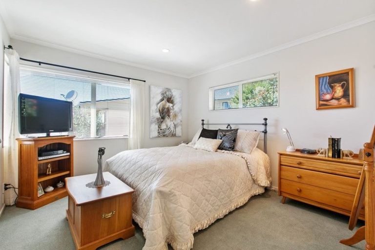 Photo of property in 1/25 Little Barrier Avenue, Manly, Whangaparaoa, 0930