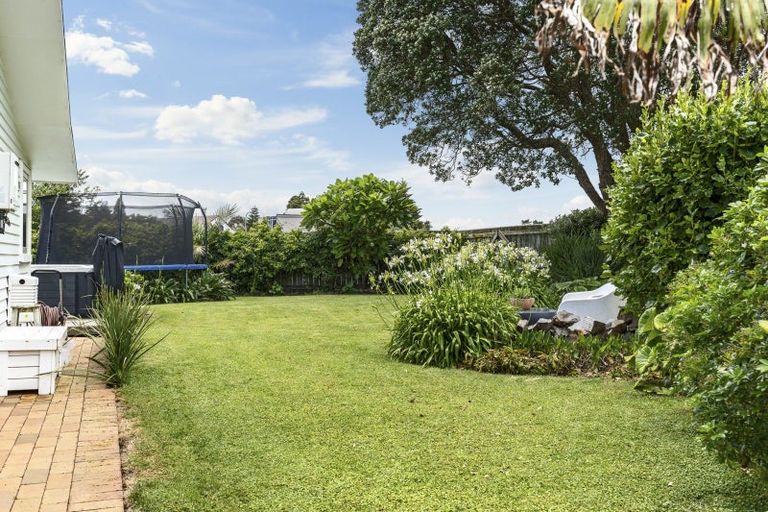 Photo of property in 18a Russell Drive, Oakura, 4314