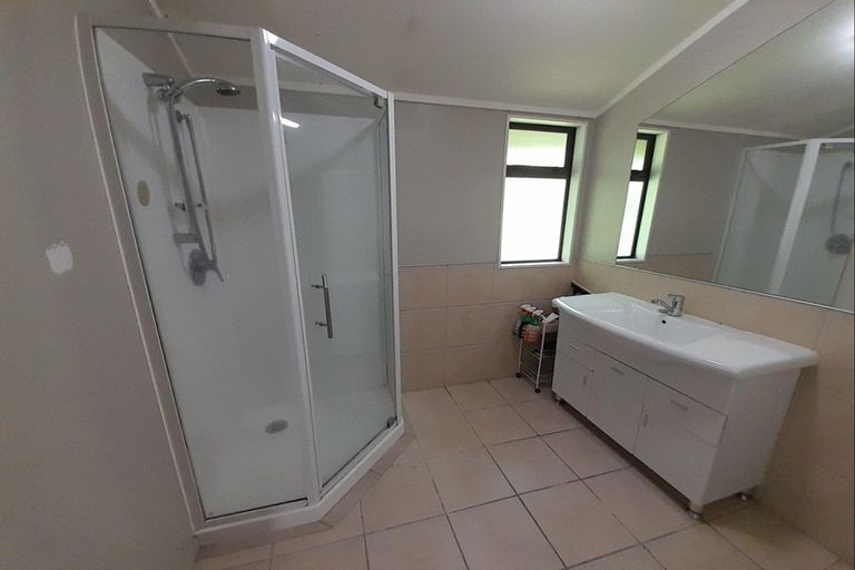 Photo of property in 32a Dunk Place, Milson, Palmerston North, 4414