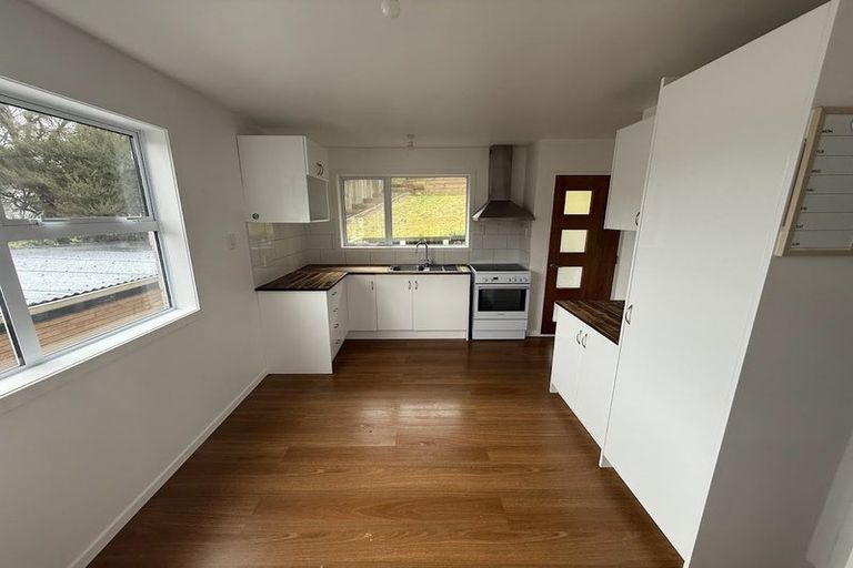 Photo of property in 1/6 Naseby Grove, Wainuiomata, Lower Hutt, 5014