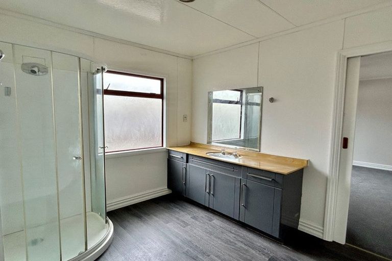 Photo of property in 2/5 Mcgrath Street, Napier South, Napier, 4110