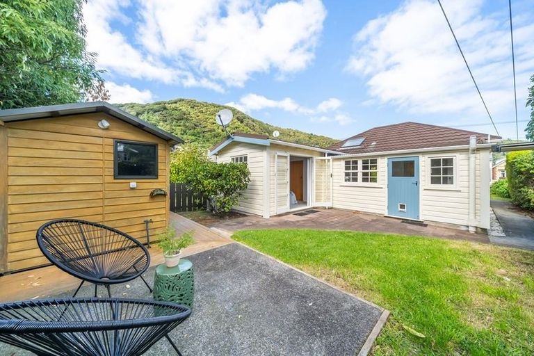 Photo of property in 26 Kauri Street, Eastbourne, Lower Hutt, 5013