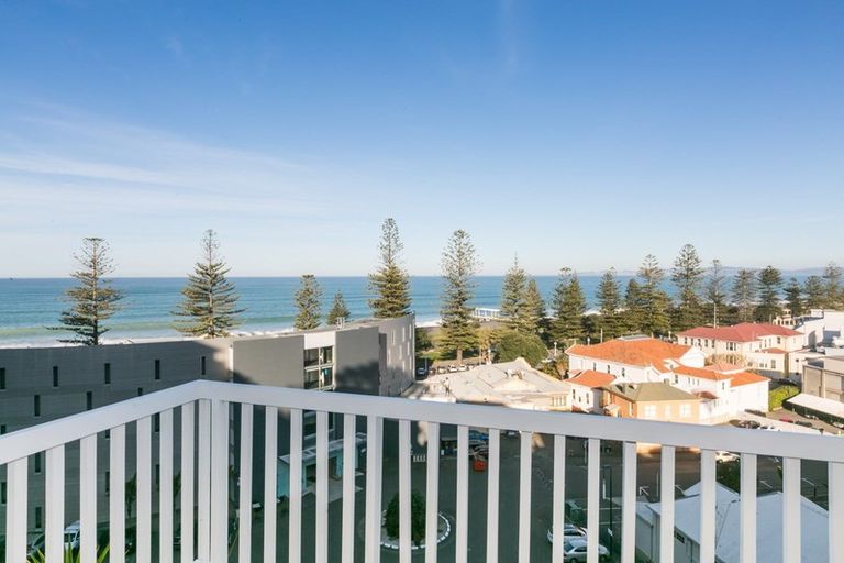 Photo of property in 2 Seaview Terrace, Bluff Hill, Napier, 4110