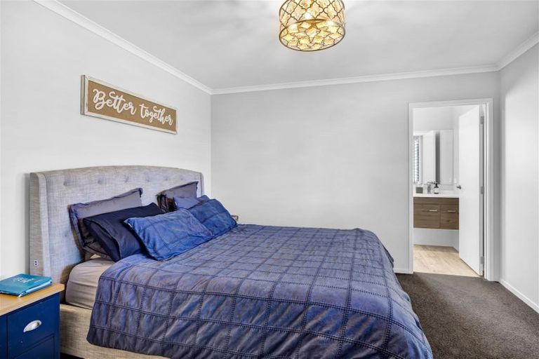 Photo of property in 8 The Terrace, Bell Block, New Plymouth, 4312