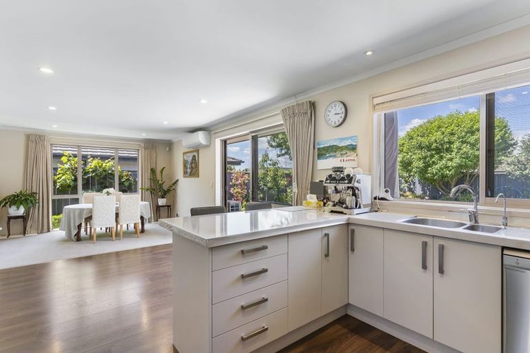 Photo of property in 12 Silkwood Crescent, Karaka, Papakura, 2113