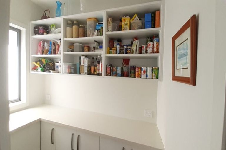 Photo of property in 11 Rotoiti Way, Poraiti, Napier, 4112