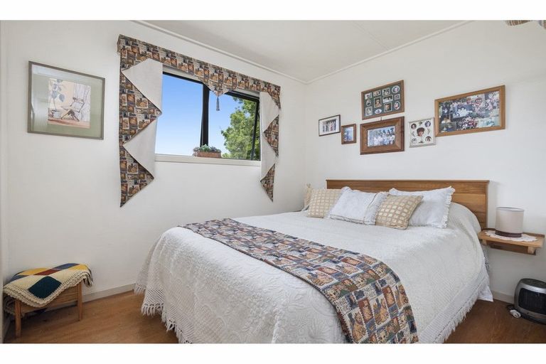 Photo of property in 94 Kitchener Road, Waiuku, 2123