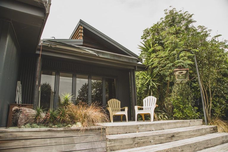 Photo of property in 123 Mapara Road, Acacia Bay, Taupo, 3385