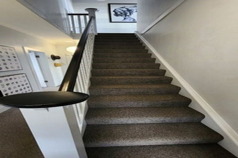 Photo of property in 1 Lowe Street, Avenal, Invercargill, 9810