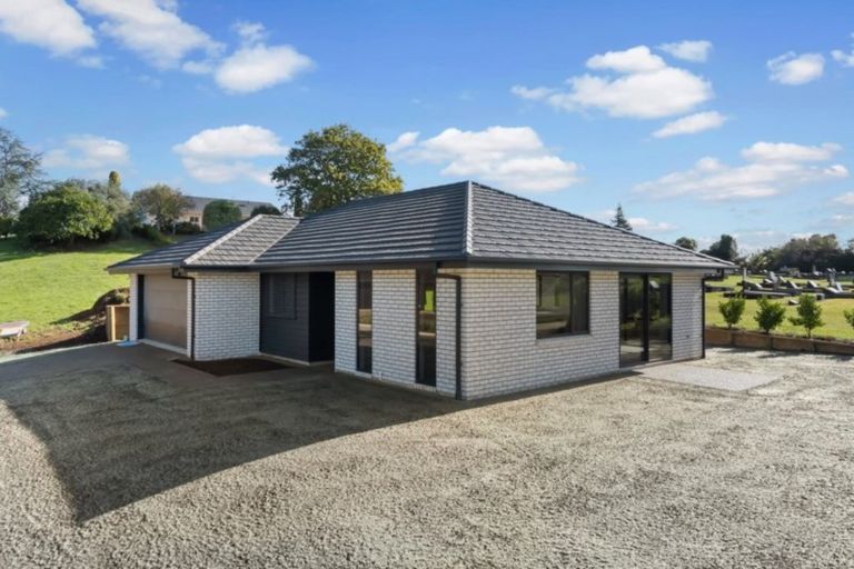 Photo of property in 2 Memorial Rise, Morrinsville, 3300