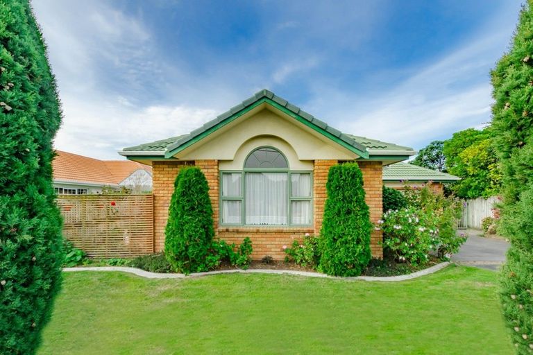 Photo of property in 105 Ngarara Road, Waikanae, 5036