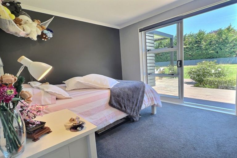 Photo of property in 11 Arabella Way, Waipukurau, 4200