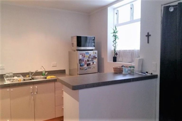 Photo of property in 1a Gaede Terrace, Sunnyvale, Auckland, 0612