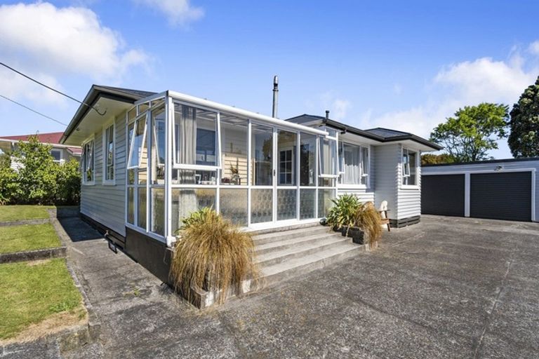 Photo of property in 8 Surrey Street, Stratford, 4332