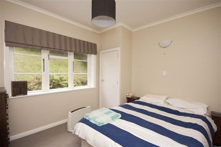 Photo of property in 5 Rodney Street, Northland, Wellington, 6012