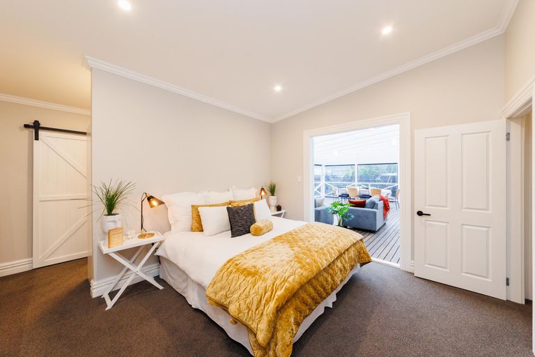 Photo of property in 10 Stewart Street, Marton, 4710