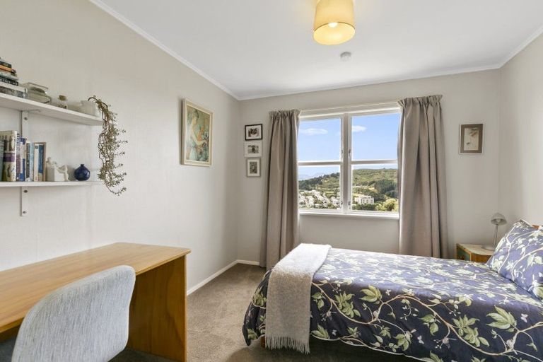 Photo of property in 41 Priscilla Crescent, Kingston, Wellington, 6021