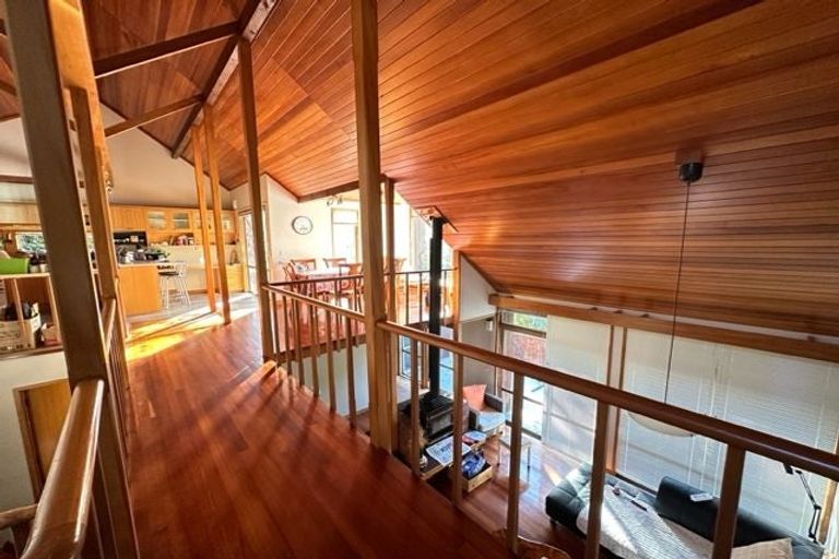 Photo of property in 48 Cheriton Road, Mellons Bay, Auckland, 2014