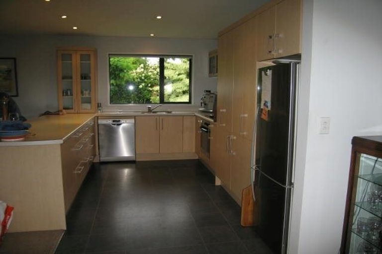 Photo of property in 82a Bryndwr Road, Bryndwr, Christchurch, 8052