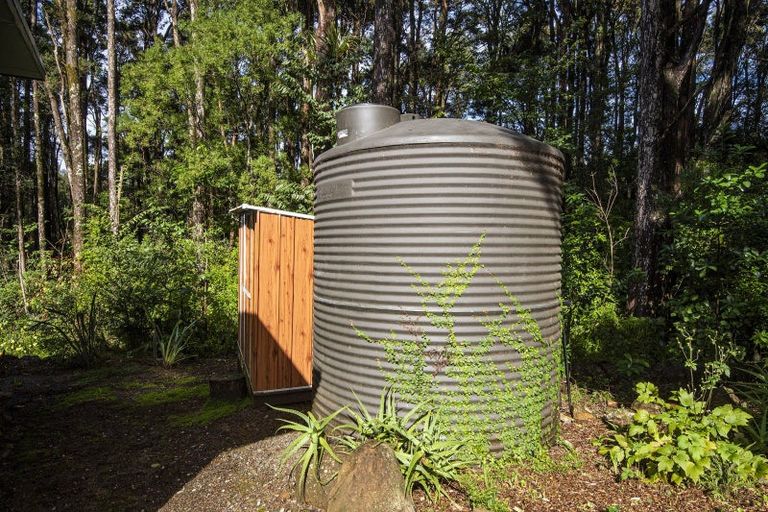 Photo of property in 16 Awa Glade Lane, Tikipunga, Whangarei, 0112