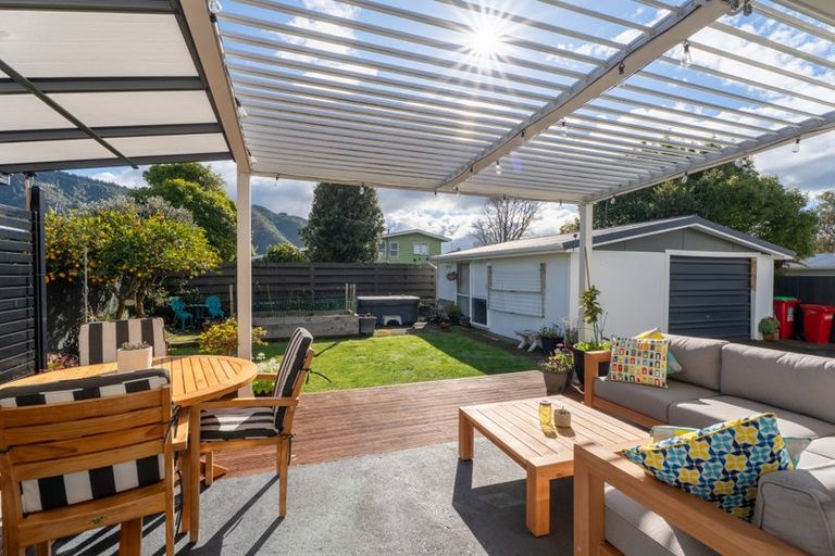 Photo of property in 63 California Drive, Totara Park, Upper Hutt, 5018
