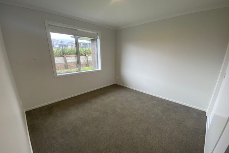 Photo of property in 2 Tangata Way, Omokoroa, 3114