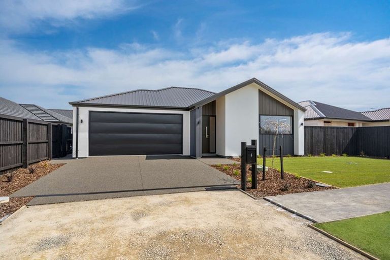 Photo of property in 6 Jack Rogers Road, Halswell, Christchurch, 8025