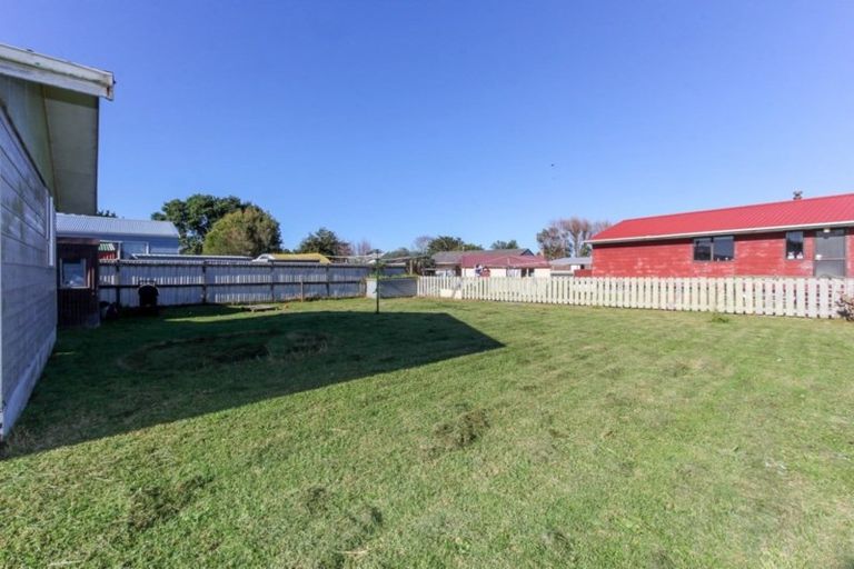 Photo of property in 61 Hume Street, Waitara, 4320