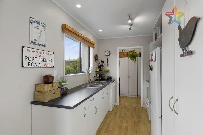 Photo of property in 2/24 Gadsby Street, Avalon, Lower Hutt, 5011