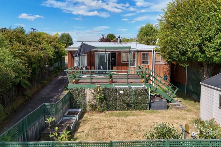 Photo of property in 2/37 Hinemoa Avenue, Taupo, 3330