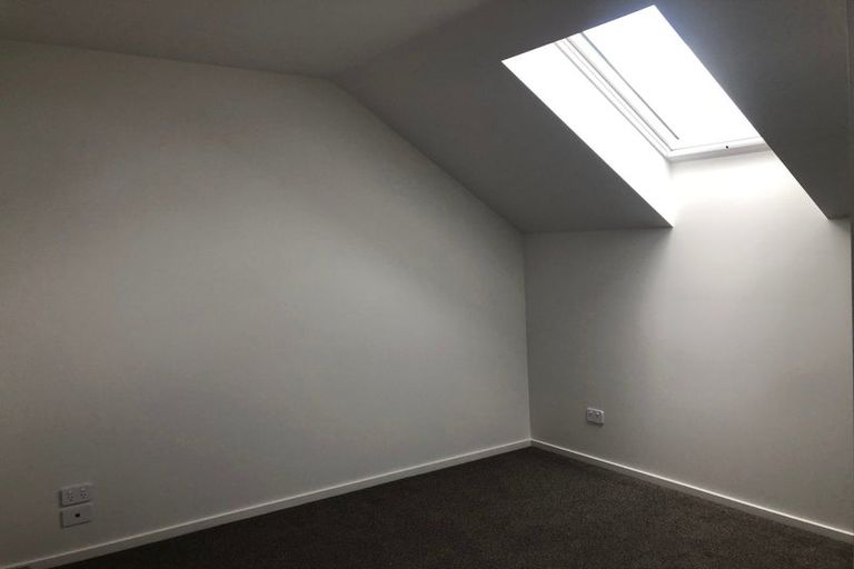 Photo of property in 2/21 Siddal Place, Richmond, Christchurch, 8013