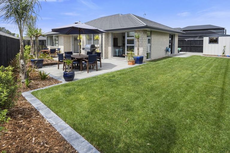 Photo of property in 31 Leet Crescent, Papamoa Beach, Papamoa, 3118