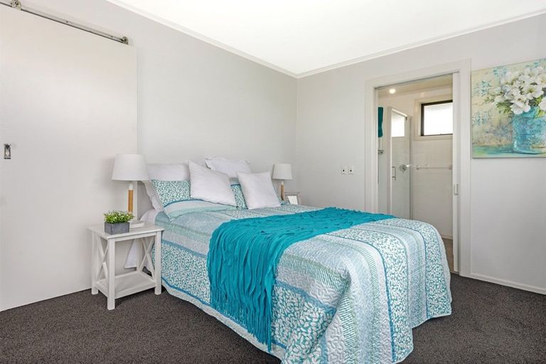 Photo of property in 4 Root Street, Gisborne, 4010