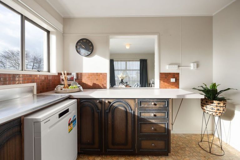 Photo of property in 12/10 Hunter Street, Hamilton Lake, Hamilton, 3204