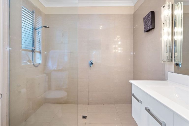 Photo of property in 13 Pounamu Place, Pegasus, 7612