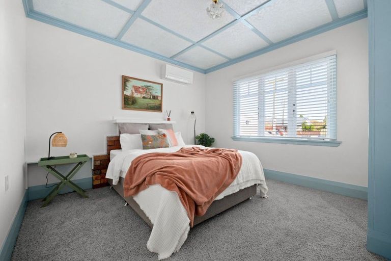 Photo of property in 2 Saint Olpherts Avenue, Hamilton East, Hamilton, 3216