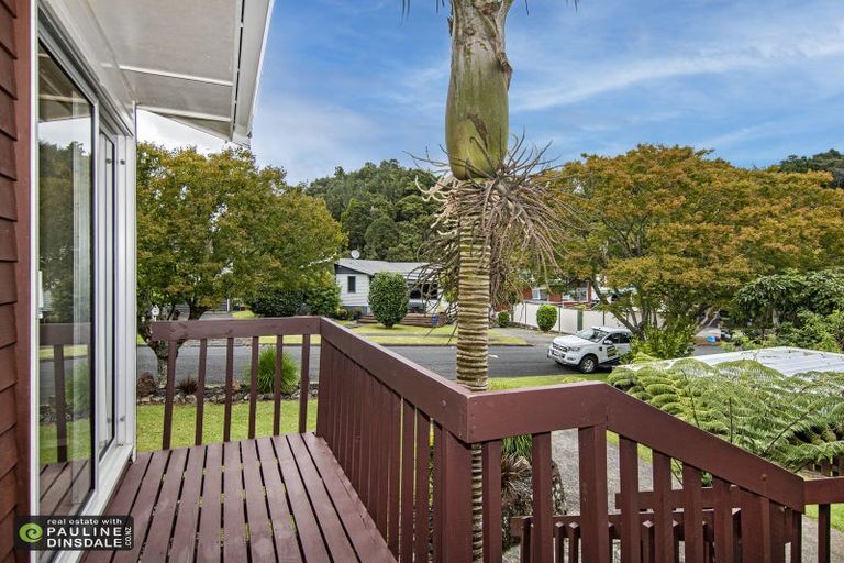 Photo of property in 16 Ranfurly Place, Te Kamo, Whangarei, 0112